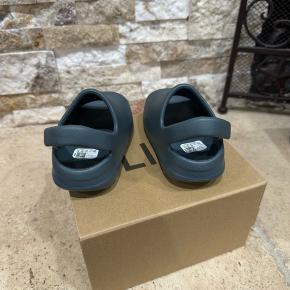 ADIDAS YEEZY SLIDE SLATE MARINE INFANTS ID2354 SIZE 7K "NEW IN BOX" - Picture 5 of 7